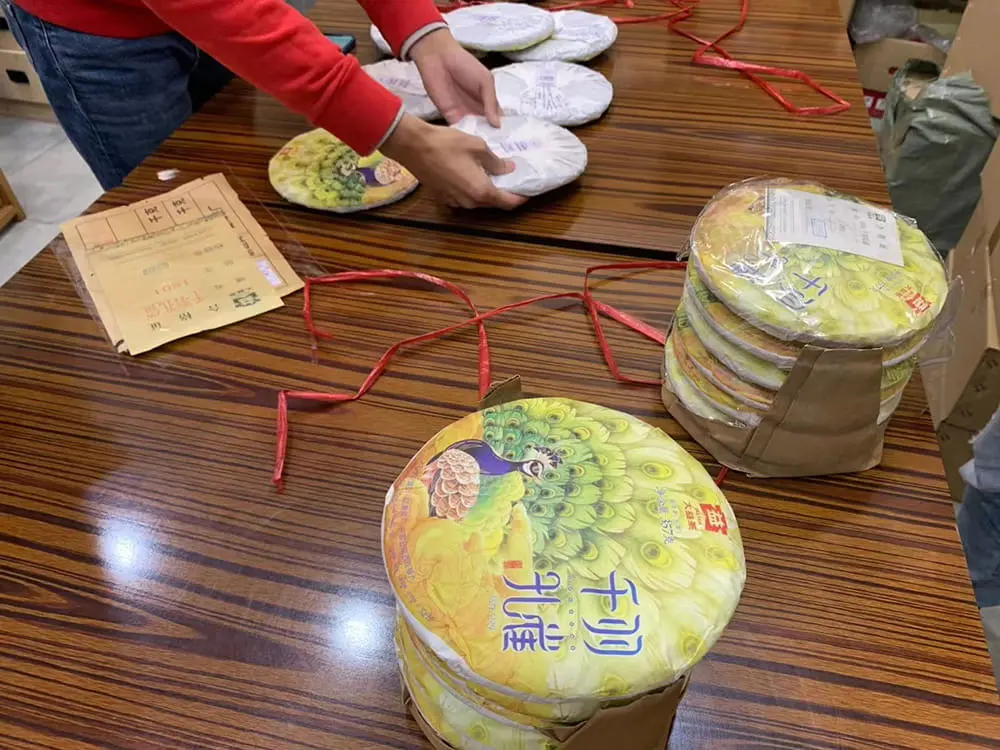 遂宁回收大益普洱茶2018年生茶熟茶图2